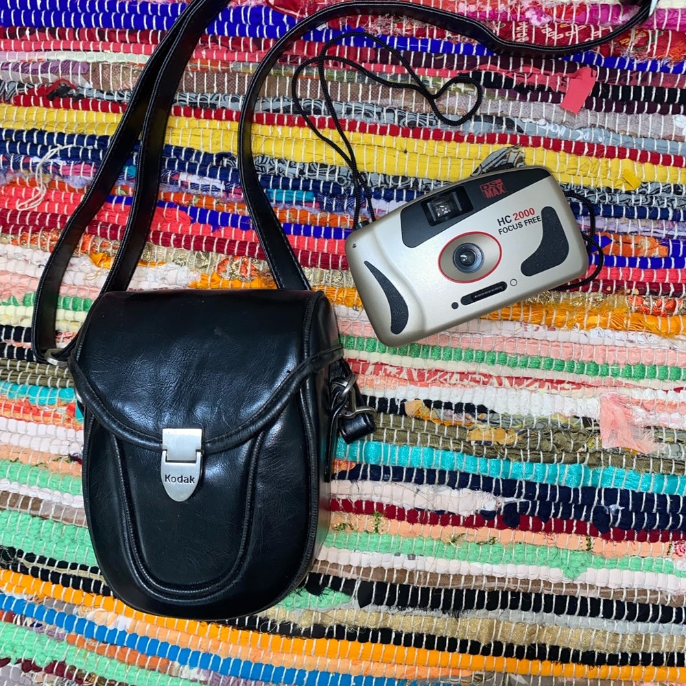 HC 2000 Focus Free Camera with Kodak Camera bag
